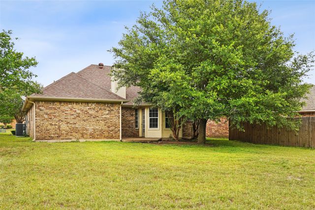 106 Owen Way, Waxahachie, TX 75165