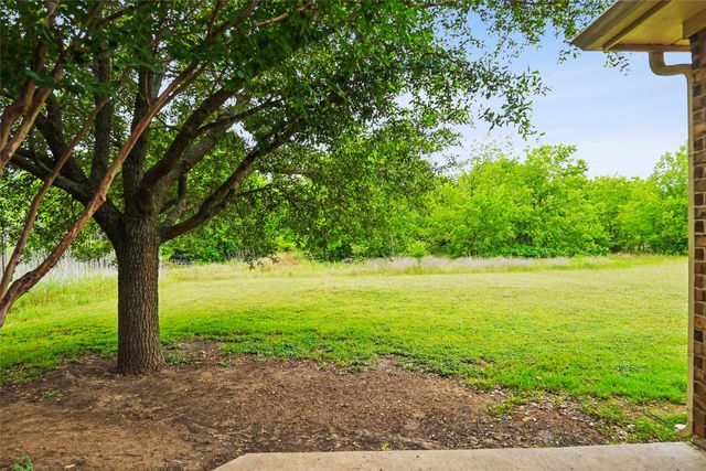 106 Owen Way, Waxahachie, TX 75165