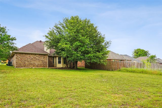106 Owen Way, Waxahachie, TX 75165