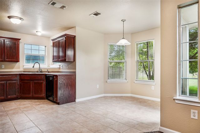 106 Owen Way, Waxahachie, TX 75165