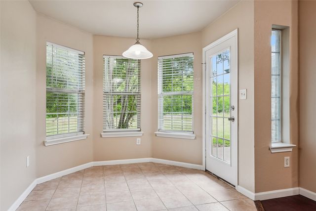 106 Owen Way, Waxahachie, TX 75165