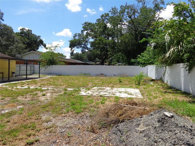 2305 NE 38TH STREET, Ocala, FL 34479