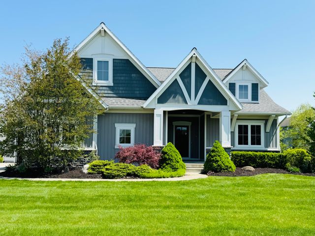 8232 Park West Drive, Jenison, MI 49428