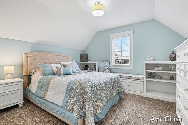 8232 Park West Drive, Jenison, MI 49428