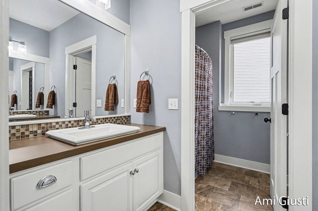 8232 Park West Drive, Jenison, MI 49428