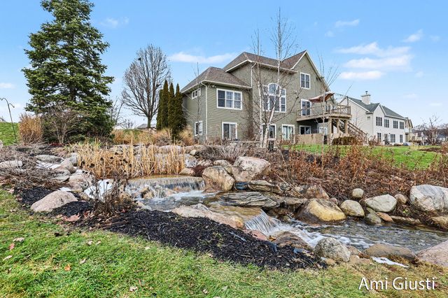 8232 Park West Drive, Jenison, MI 49428