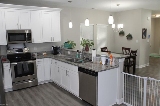 410 Smith ST, Suffolk, VA 23434