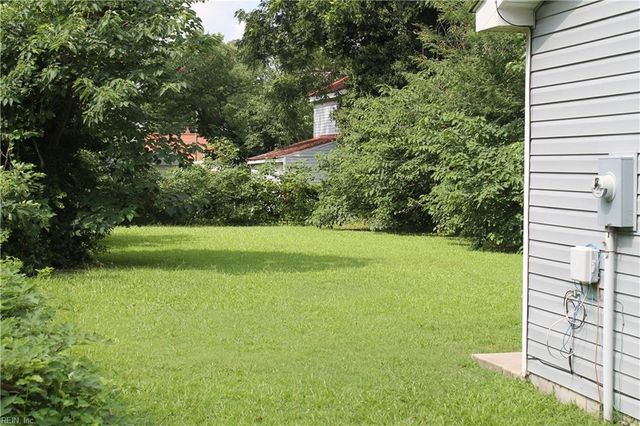 410 Smith ST, Suffolk, VA 23434