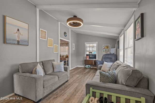 1768 Highway 24, Newport, NC 28570