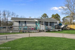 1768 Highway 24, Newport, NC 28570