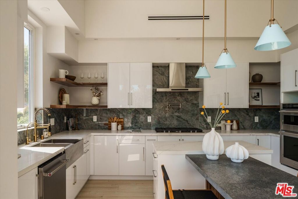 2309 Cove Avenue, Los Angeles, CA 90039 — photo 5