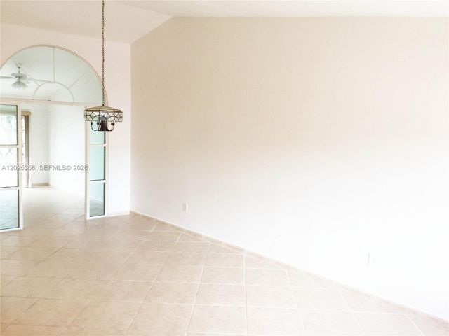 15570 SW 76th Ln B93-9, Miami, FL 33193