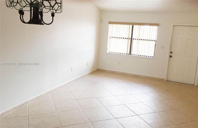 15570 SW 76th Ln B93-9, Miami, FL 33193