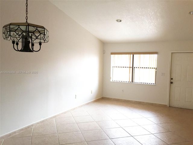 15570 SW 76th Ln B93-9, Miami, FL 33193