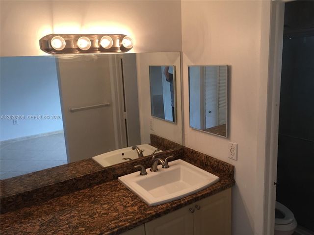 15570 SW 76th Ln B93-9, Miami, FL 33193