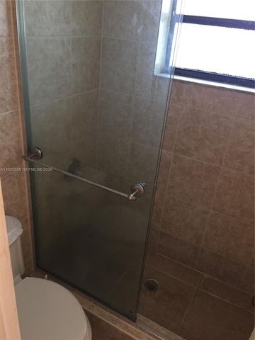 15570 SW 76th Ln B93-9, Miami, FL 33193