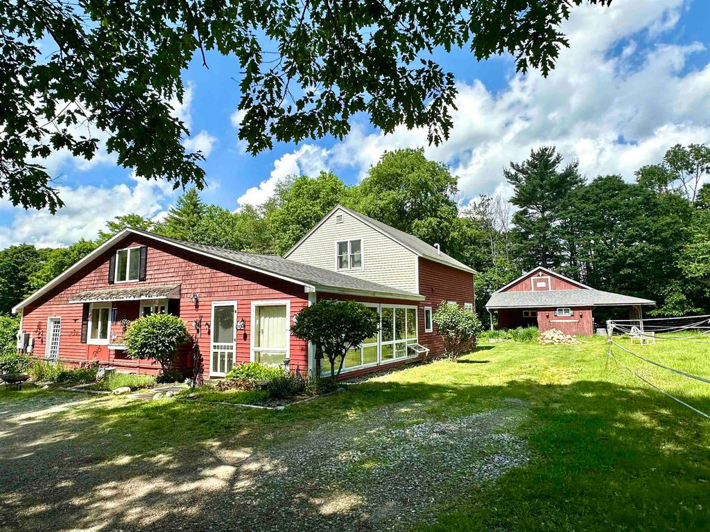310 Cross Hill Road, Wilmot, NH 03287