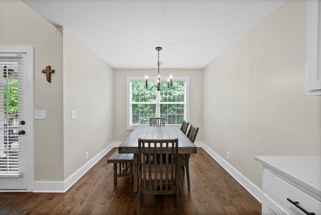 309 Wingfield Dr, Clarksville, TN 37043