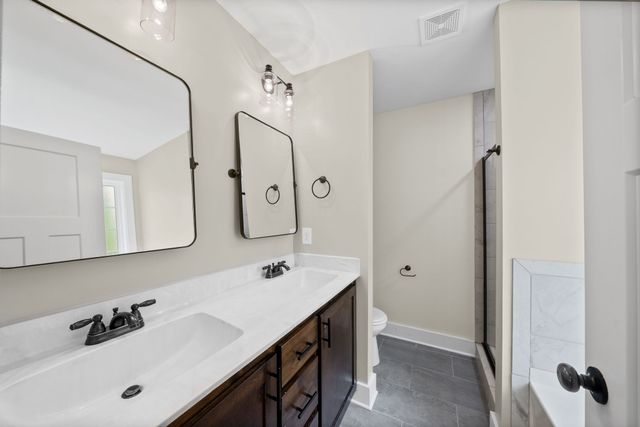 309 Wingfield Dr, Clarksville, TN 37043