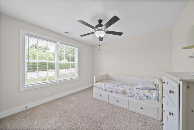 309 Wingfield Dr, Clarksville, TN 37043