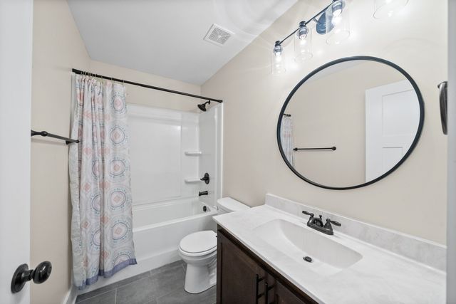 309 Wingfield Dr, Clarksville, TN 37043