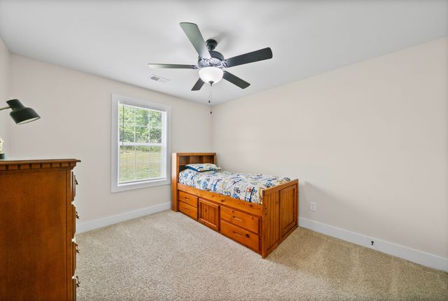 309 Wingfield Dr, Clarksville, TN 37043