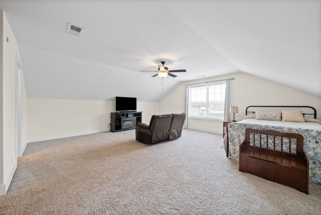 309 Wingfield Dr, Clarksville, TN 37043