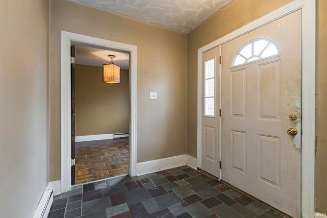 2408 N Pauline Avenue, Muncie, IN 47303