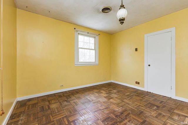 2408 N Pauline Avenue, Muncie, IN 47303