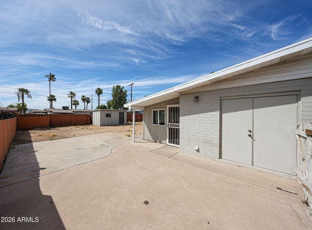3813 W Meadowbrook Avenue, Phoenix, AZ 85019