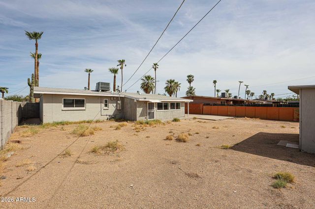 3813 W Meadowbrook Avenue, Phoenix, AZ 85019