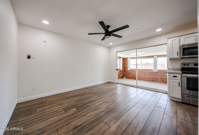 3813 W Meadowbrook Avenue, Phoenix, AZ 85019