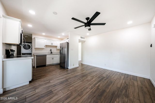 3813 W Meadowbrook Avenue, Phoenix, AZ 85019