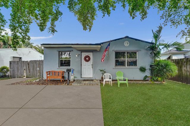 2815 ADAMS Street, Hollywood, FL 33020