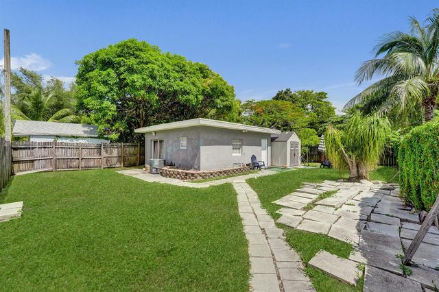 2815 ADAMS Street, Hollywood, FL 33020