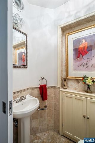 290 Clinton Place, Hackensack, NJ 07601