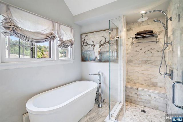 290 Clinton Place, Hackensack, NJ 07601