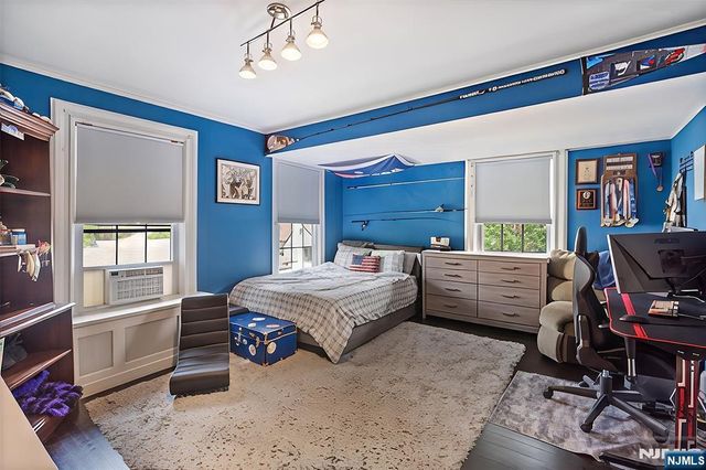 290 Clinton Place, Hackensack, NJ 07601