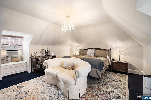 290 Clinton Place, Hackensack, NJ 07601