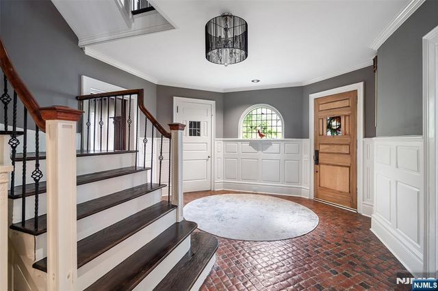 290 Clinton Place, Hackensack, NJ 07601