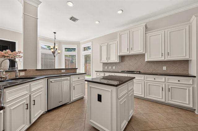 9218 Delacorte Lane, Missouri City, TX 77459