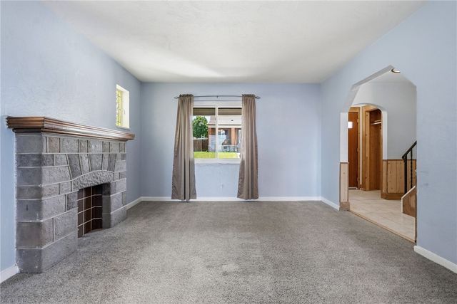 121 River View Blvd., Whitaker, PA 15120