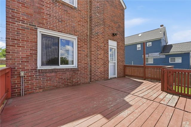 121 River View Blvd., Whitaker, PA 15120