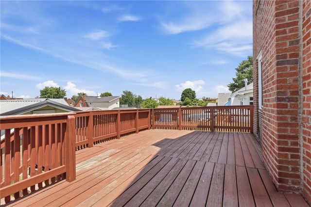 121 River View Blvd., Whitaker, PA 15120