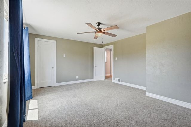 121 River View Blvd., Whitaker, PA 15120