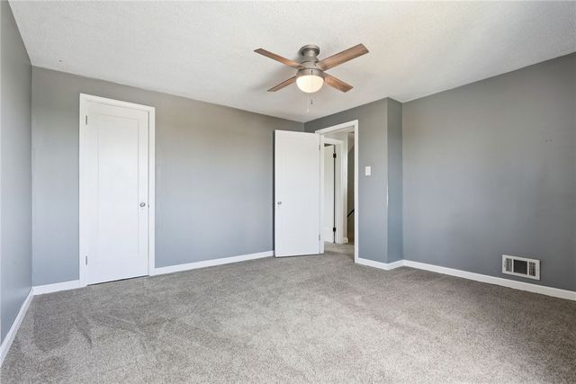 121 River View Blvd., Whitaker, PA 15120