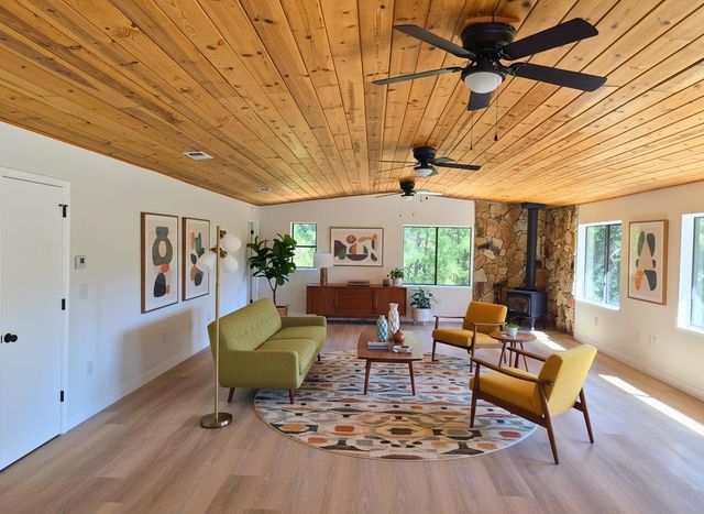 21640 Clute Canyon Rd, Volcano, CA 95689