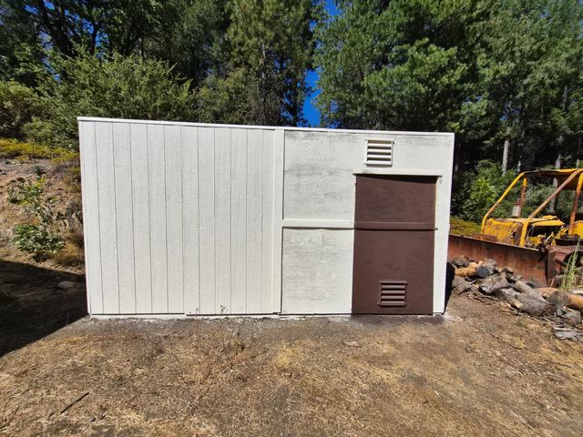 21640 Clute Canyon Rd, Volcano, CA 95689