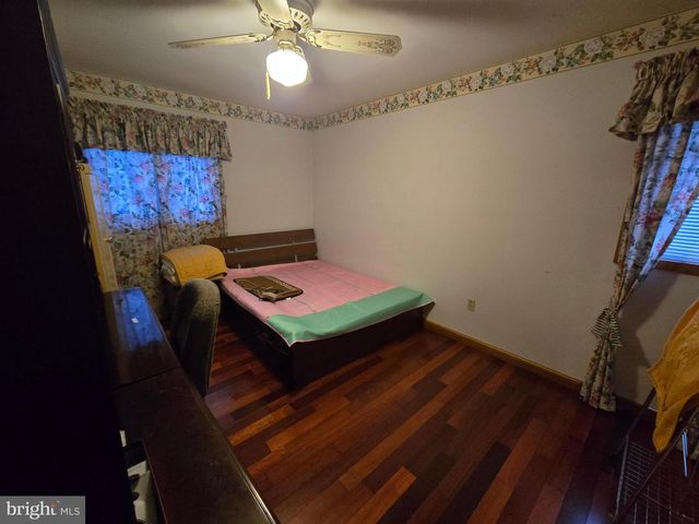 2276 S VALLEY FORGE RD, Lansdale, PA 19446