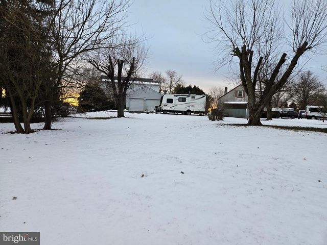 2276 S VALLEY FORGE RD, Lansdale, PA 19446